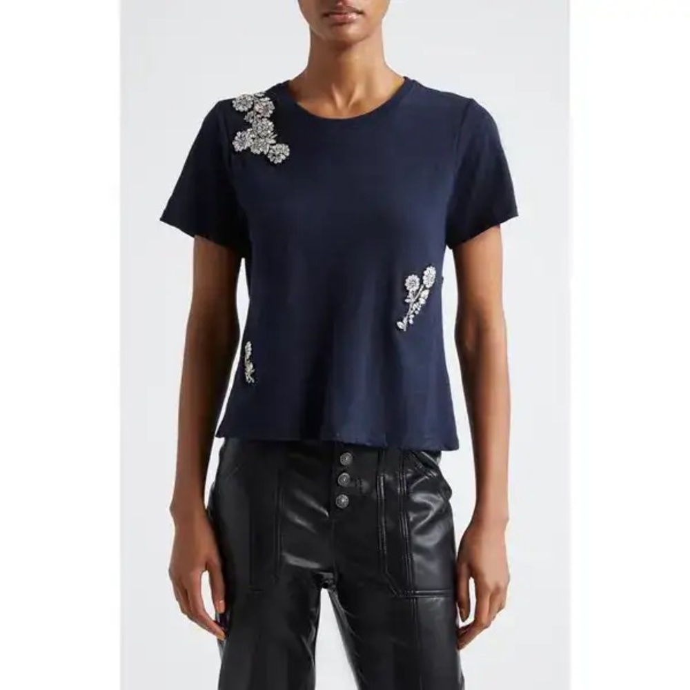 NWT Cinq A Sept Crystal Chrysanthemum Shrunken T-Shirt